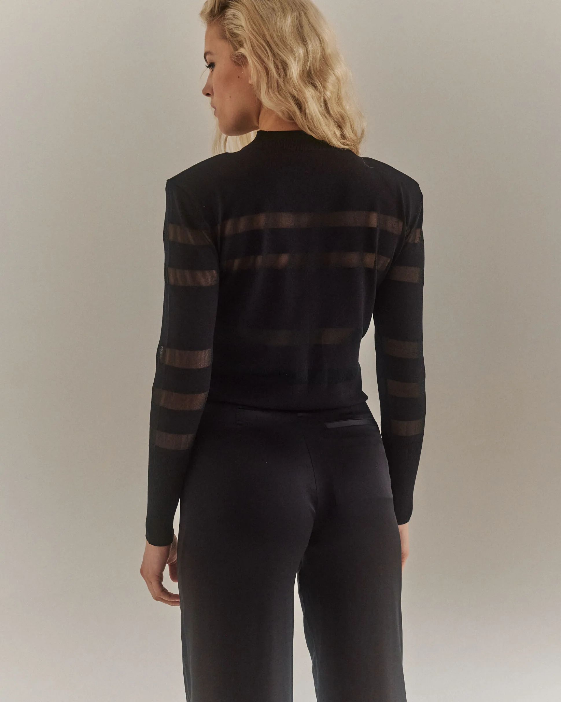 Store Pull Alix Woemn Tops & Shirts