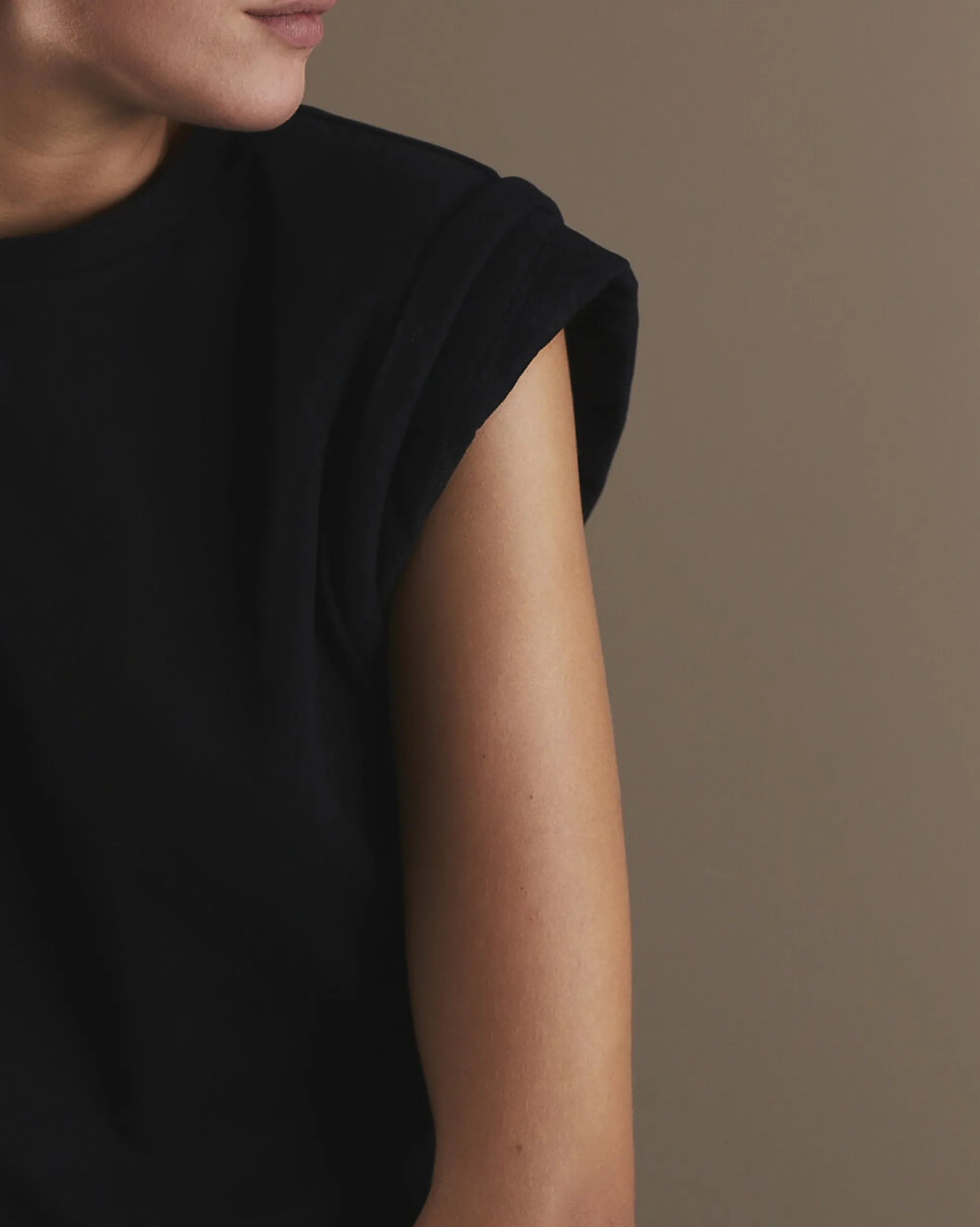 Fashion T-Shirt Dotcom Woemn Tops & Shirts